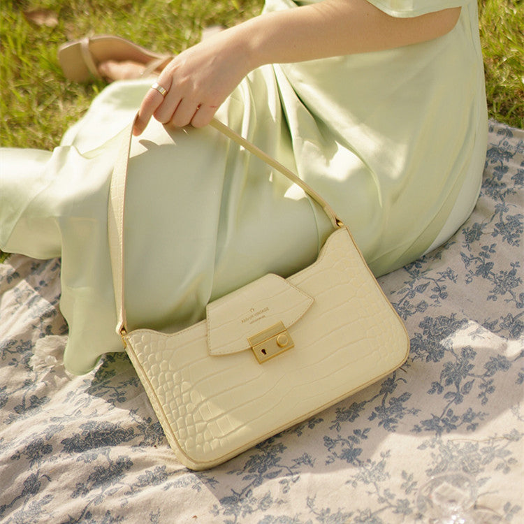 Underarm Baguette Handbags